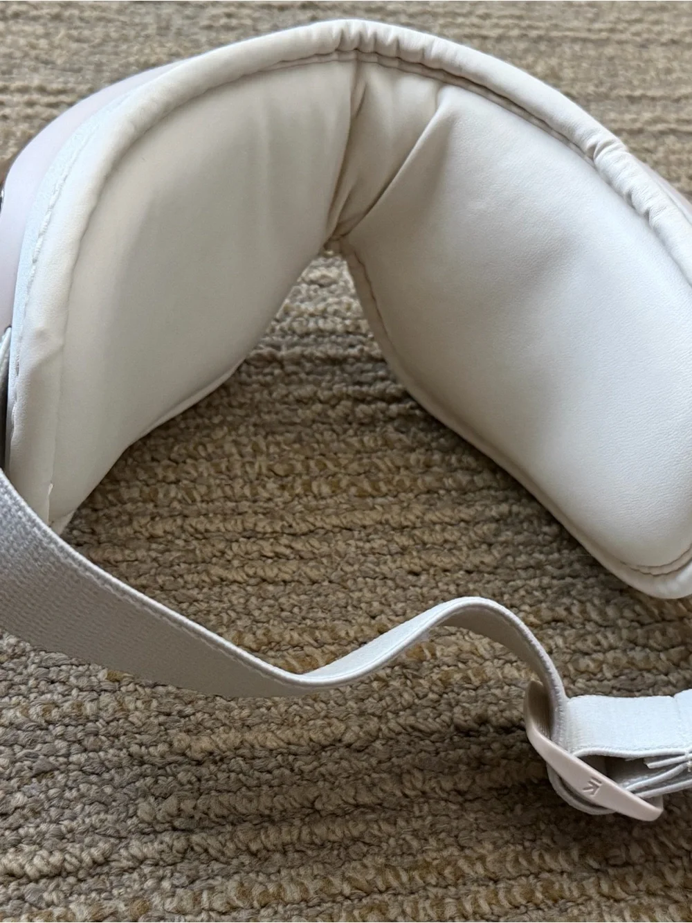 Eye Massager - Pink EyeRis 3